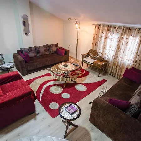 Bujtina Loren, Korce * Görice
